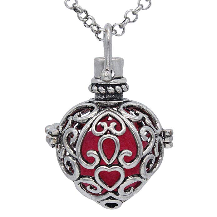 Locket Antique Silver Heart Shaped Pendant Essential Oil Aromatherapy Diffuser Necklace+5 Pompons